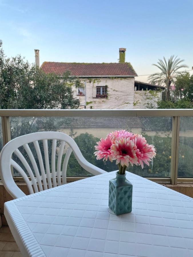 Appartement De Charme A 2 Min De La Plage Vallauris Bagian luar foto